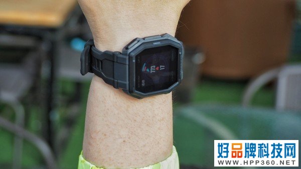 Amazfit Ares上手体验：手腕上的专业运动和健康管家