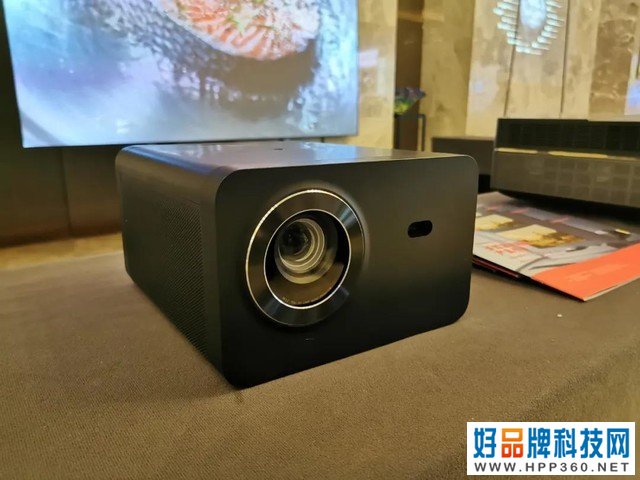 长虹受邀参加《集成天下读书会—成都站》，多款新品惊艳亮相 