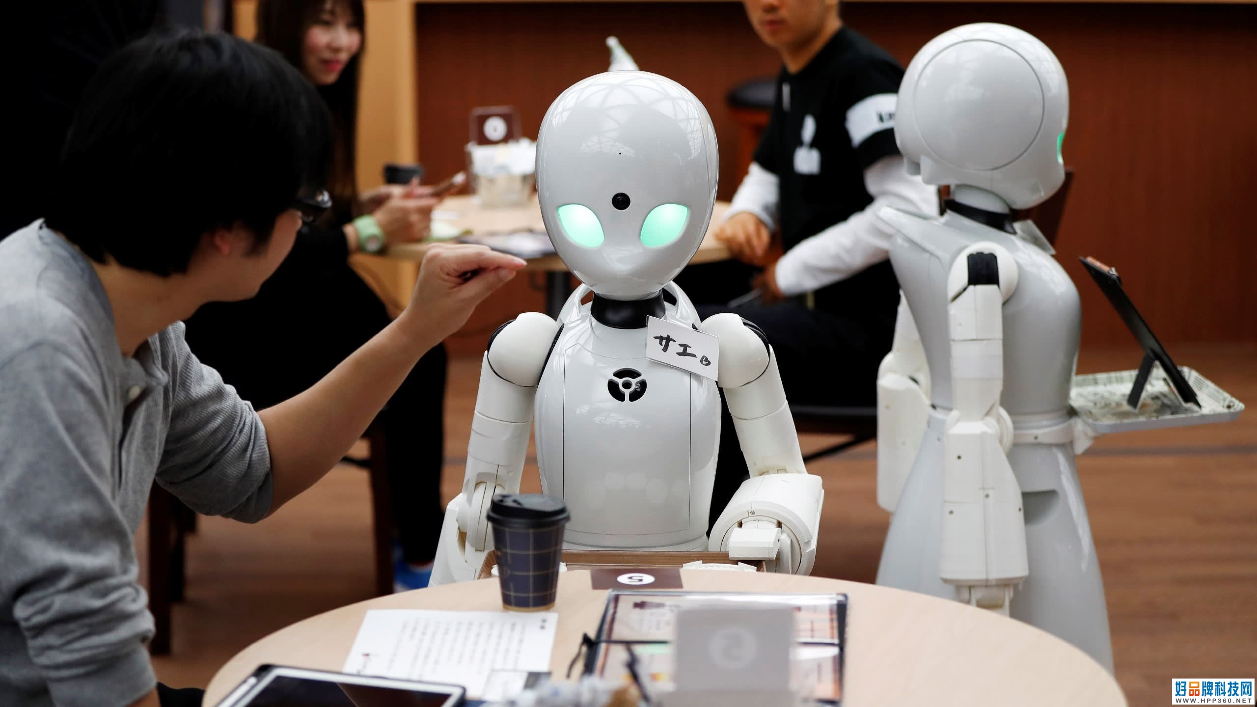 日本机器人女友很逼真，代表其AI很强？其实中国早已超越