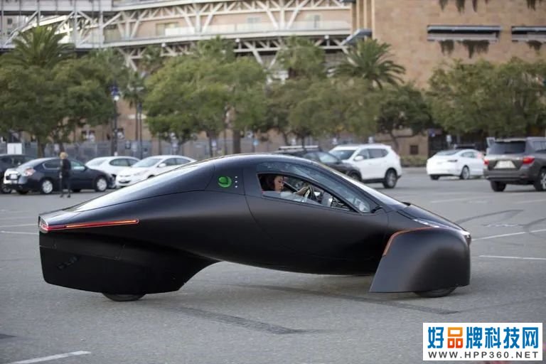 纯电动汽车才刚有起色，太阳能电动汽车就要来抢市场了？