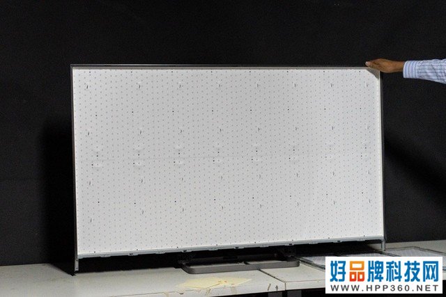 硬核音画质+智慧全场景，TCL C12 Mini LED 智屏现场体验 