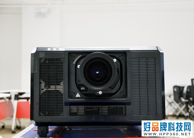 松下工程投影评测 