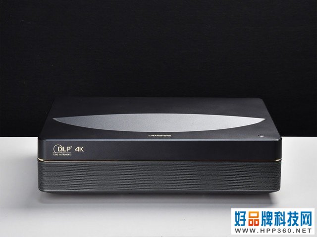 这款激光电视红定了 客厅有它你都不想出门