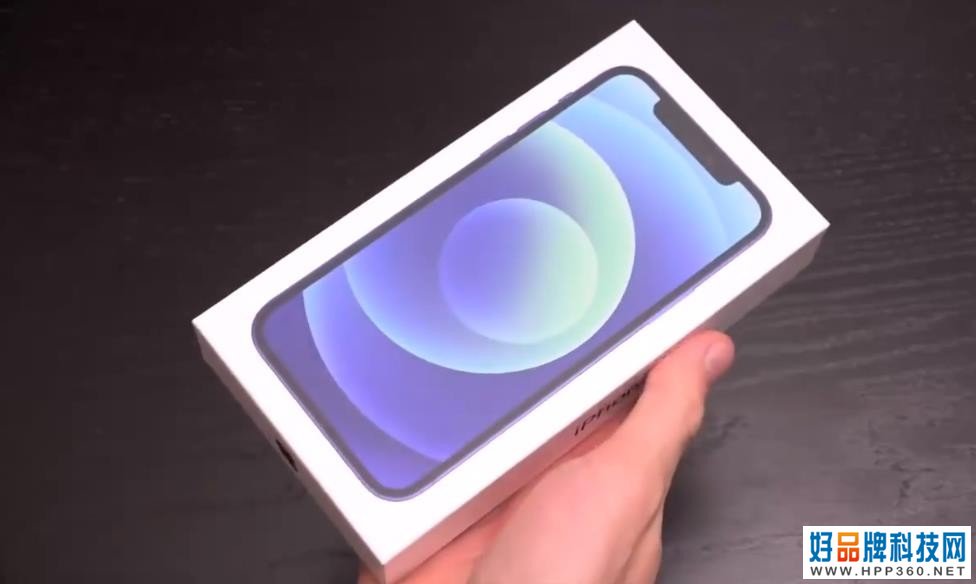 嘴上喊着要支持“国产手机”，发了工资却买了iPhone12，很真实