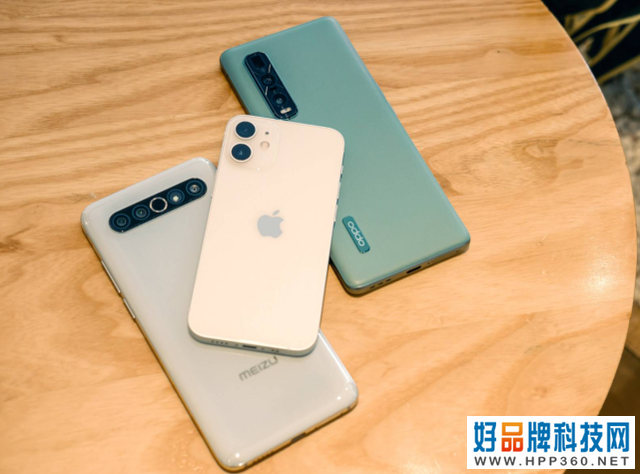 嘴上喊着要支持“国产手机”，发了工资却买了iPhone12，很真实