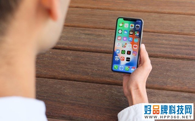 顶配iPhone售价12799元 苹果继续坐地起价?