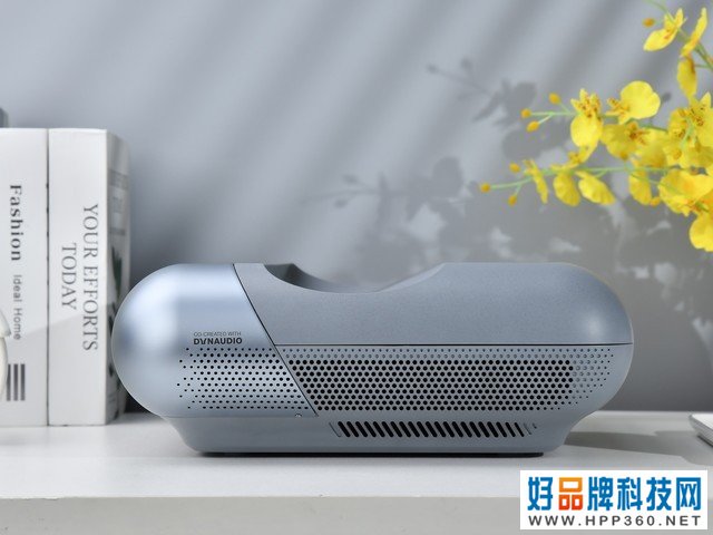 坚果智慧墙O1 Pro评测：用科技重塑光影 解锁交互新方式 