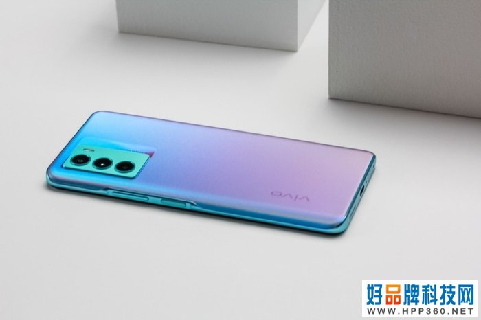 全“芯”高能vivo T1评测：让玩乐实力尽情绽放