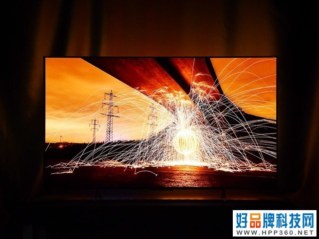 游戏体验炸裂！飞利浦65OLED786电视上手之后 