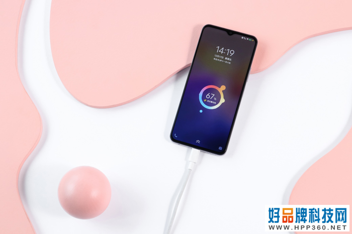 vivo Y55s：6000mAh加持 首销周到手价仅需1399元