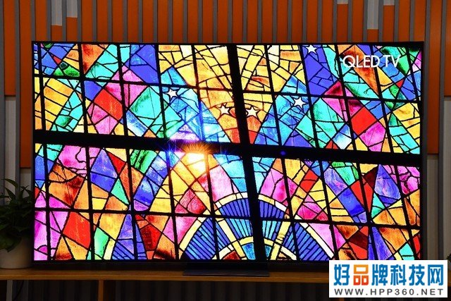 画质价格双"王炸" TCL Mini LED电视Q10G深度体验 