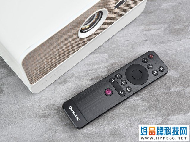 爱玩爱捣鼓 年轻人专属长虹便携Q3H投影评测 