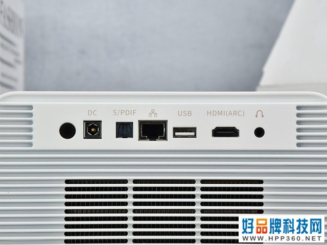 爱玩爱捣鼓 年轻人专属长虹便携Q3H投影评测 