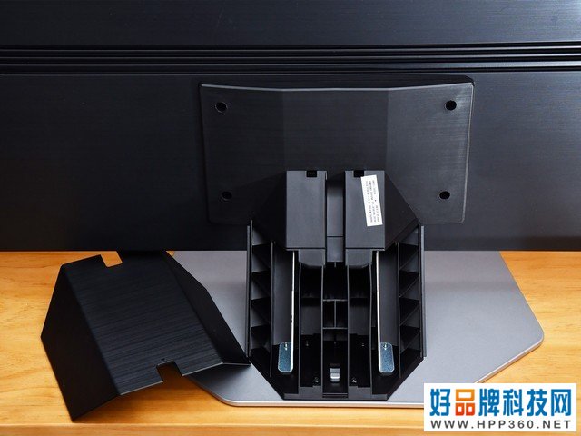 引领大屏画质革命 三星QN85B电视评测 