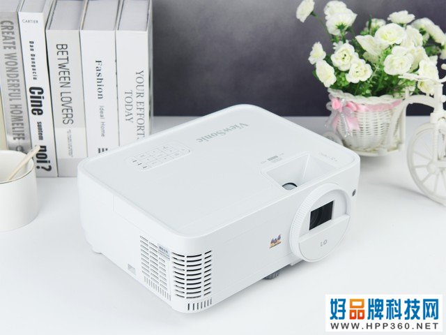 商用娱乐都能行 优派智能LED投影Y5评测 