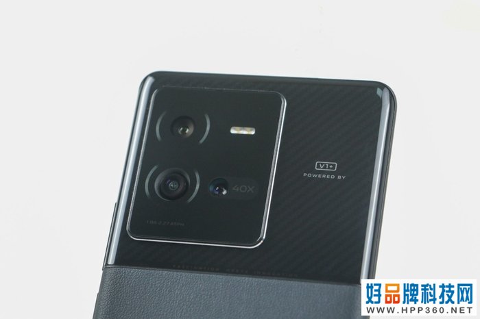 iQOO 10 Pro评测：重新定义充电时长的“赛道”之作