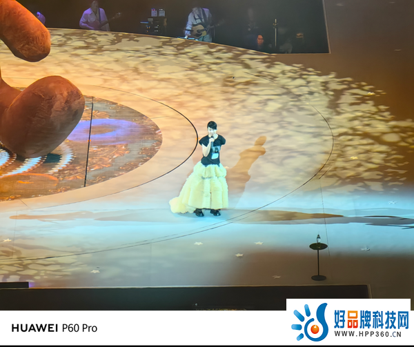 华为P60 Pro领跑手机影像体验，演唱会粉丝必备追星神器！