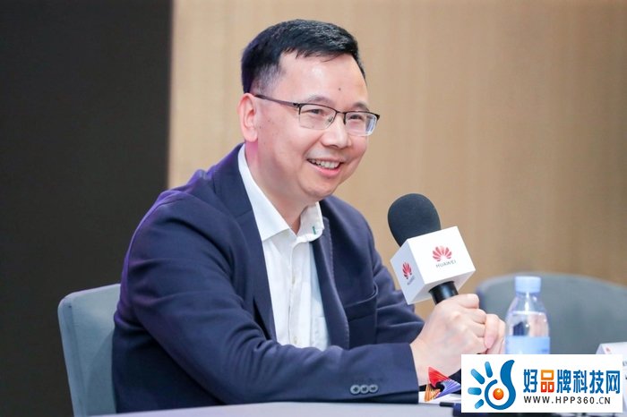 华为以技术与产品支撑“伙伴+华为”体系，加速企业数字化系统性变革