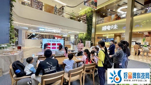 三星OLED电视线下首销品鉴会落地深圳，“光彩薄物馆”彰显顶级视听魅力