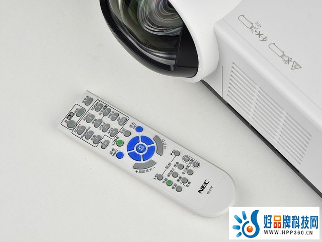 激光投影机该如何评价 实测这款投影机给你答案 