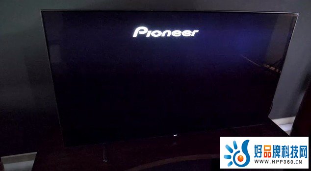 MiniLED强行续命？剖析液晶技术的N大硬伤