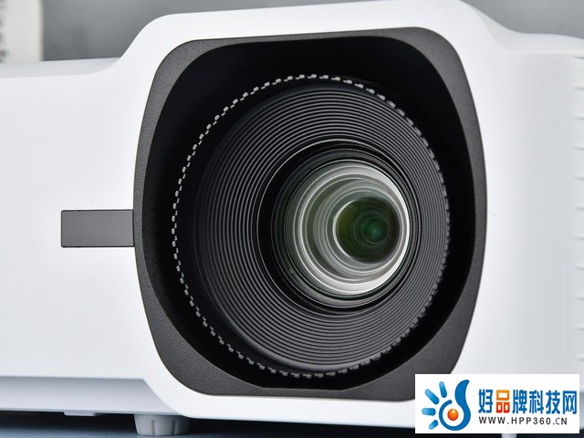 体积小巧能耗超低 优派LS740HD高亮激光投影机评测