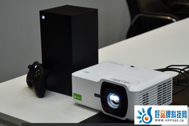 影院/游戏 双重享受 优派LX700游戏投影评测