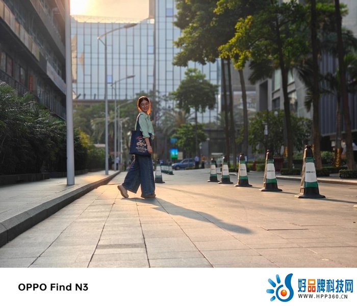 与直板旗舰同源的超光影系统 Find N3定格氛围感的人像