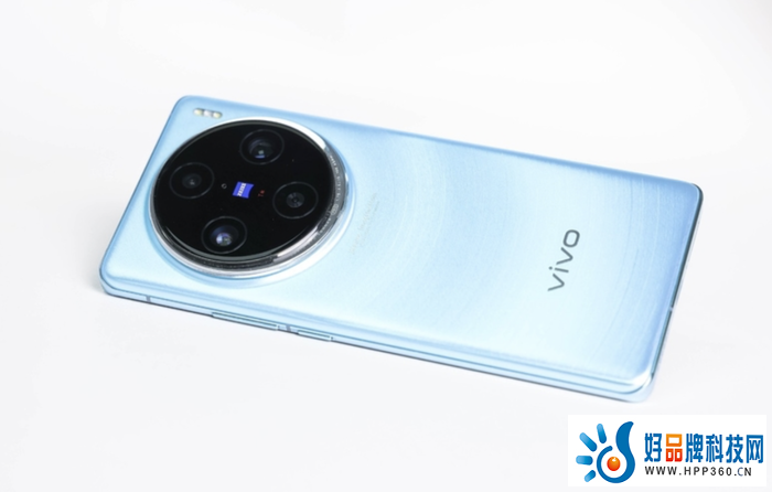 　　年度满分旗舰 vivo X100究竟有何实力？