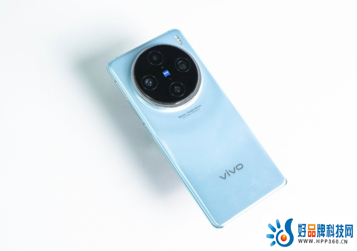 　　年度满分旗舰 vivo X100究竟有何实力？