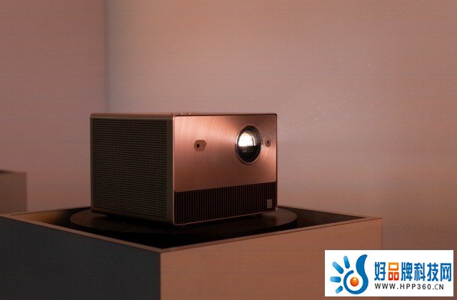 三色激光成投影行业大趋势 CES 2024头部品牌加速入局