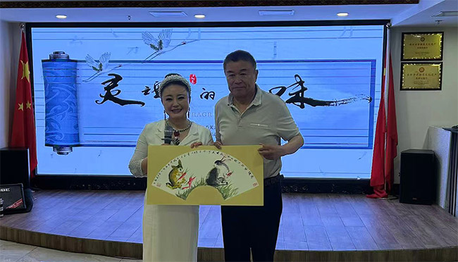 著名国画艺术家、美国齐白石艺术研究会主席 彭书民老师
